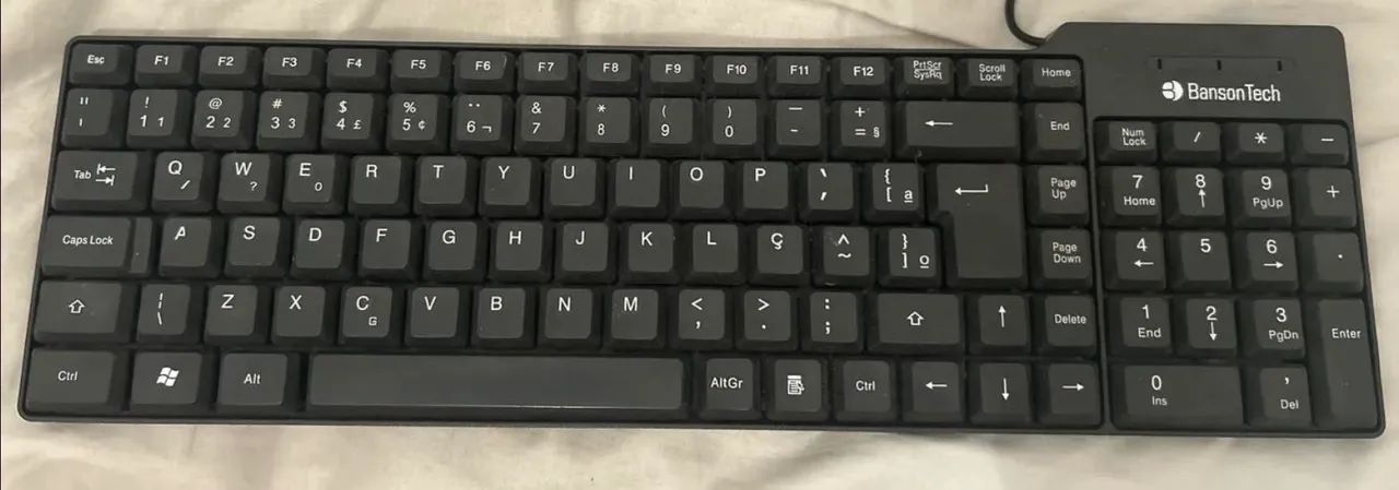 Teclado simples perfeito estado