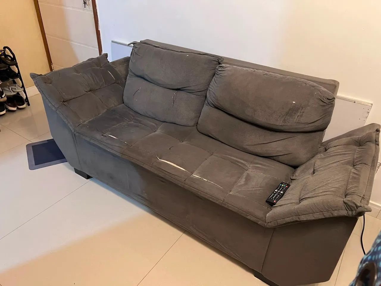 Sofá usado com poucas marcas de uso - Foto 4