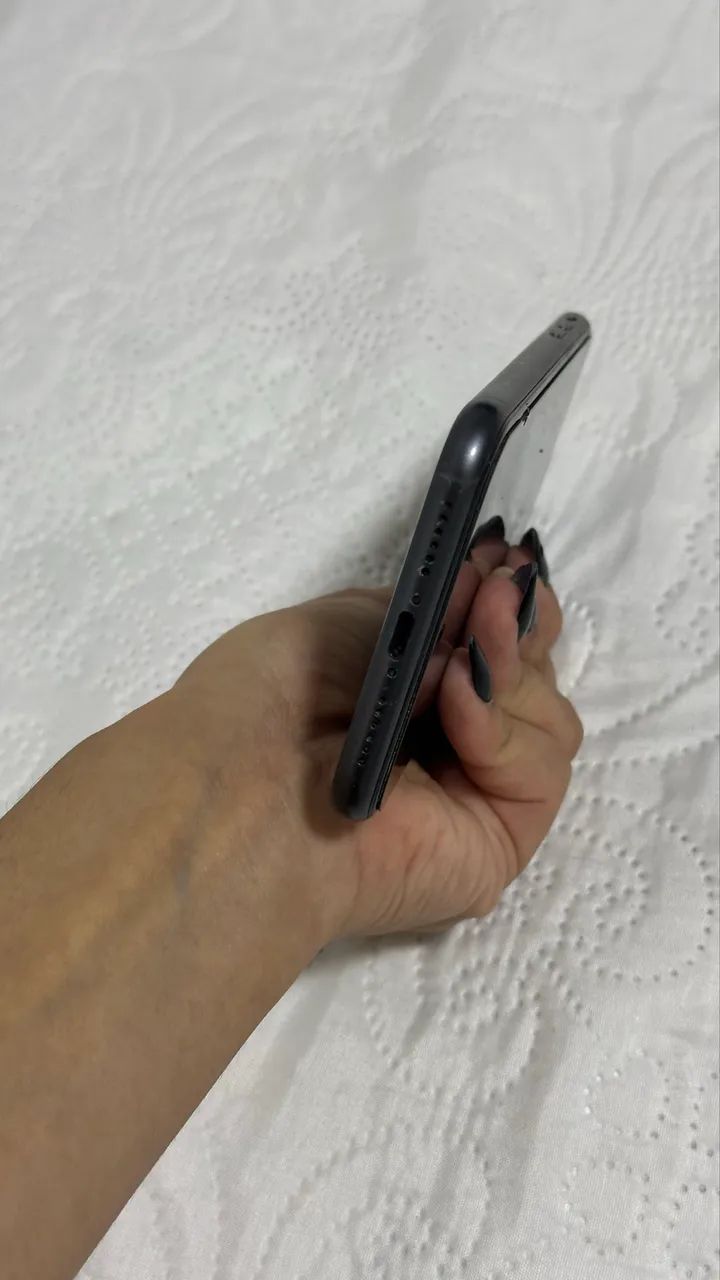 ? iPhone 11 64GB - Ótimo estado e funcionando perfeitamente - Foto 4