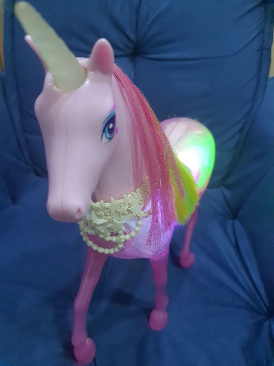 Barbie Unicórnio com som e luzes - Foto 3
