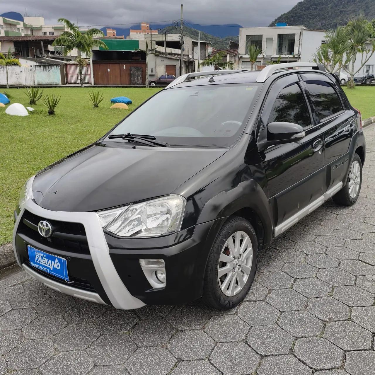 Toyota Etios CROSS 1.5 Flex 16V 5p Mec., foto 2 de 15