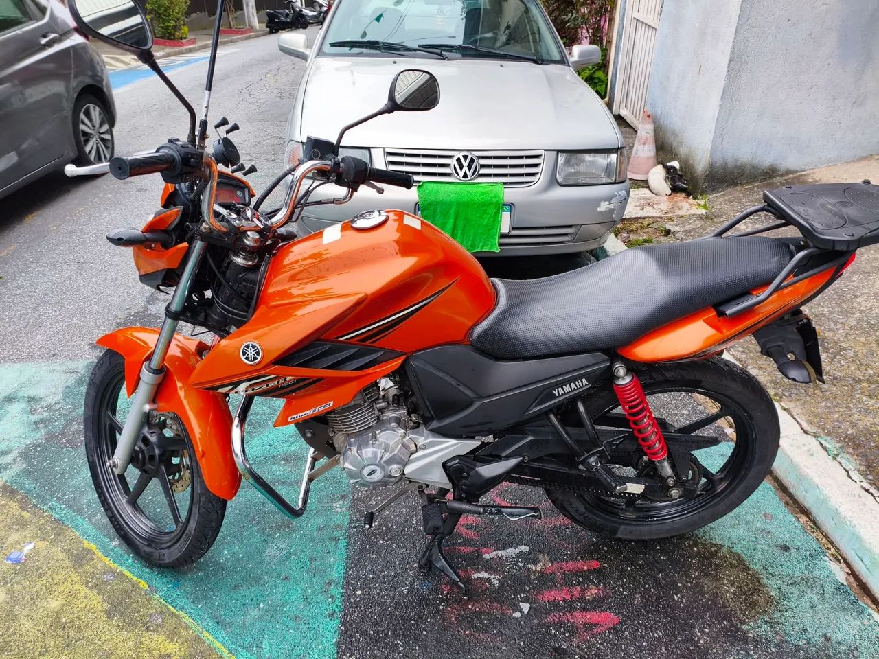 Fazer ys 150 sed laranja