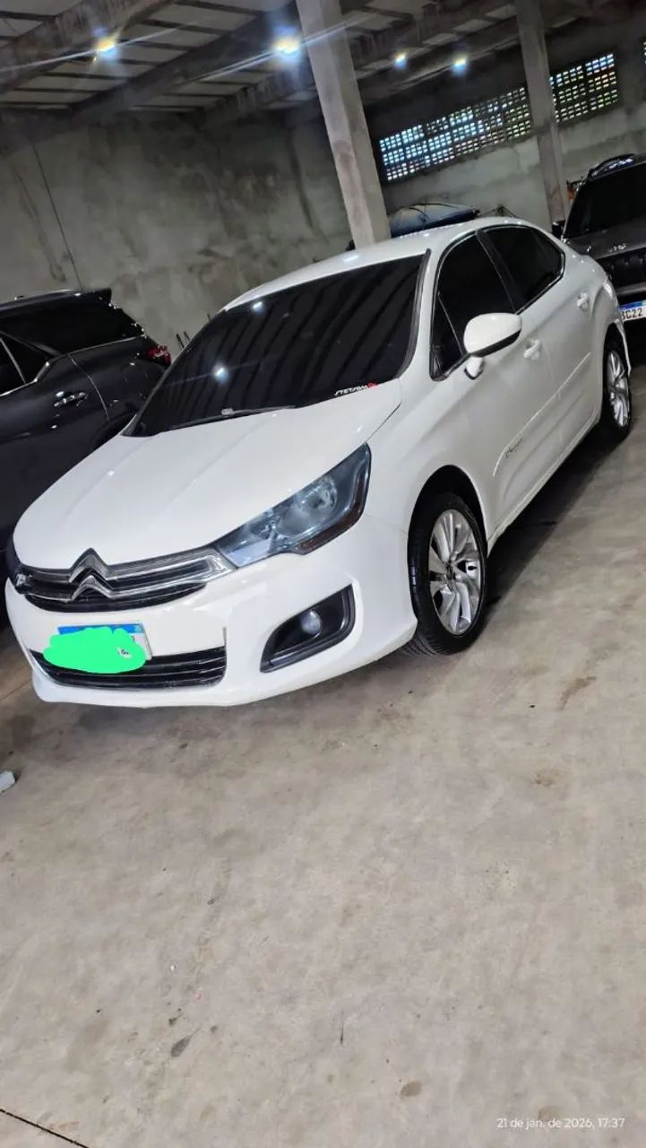 Citroën C4 C4 LOUNGE Tendance 2.0 Flex 4p Mec. 2014