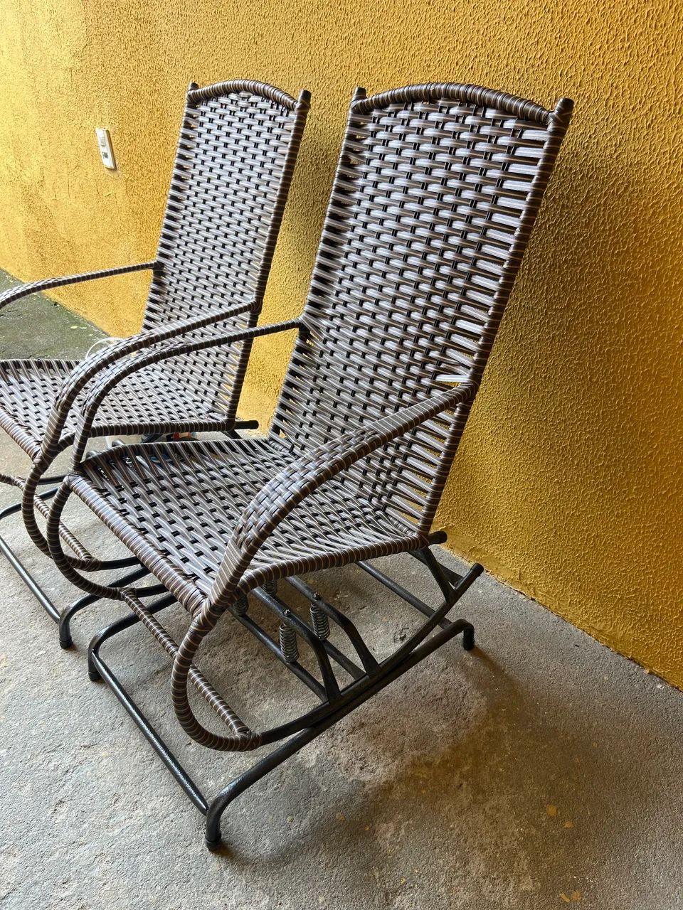 2 Cadeiras de Balanço Novas - Foto 3