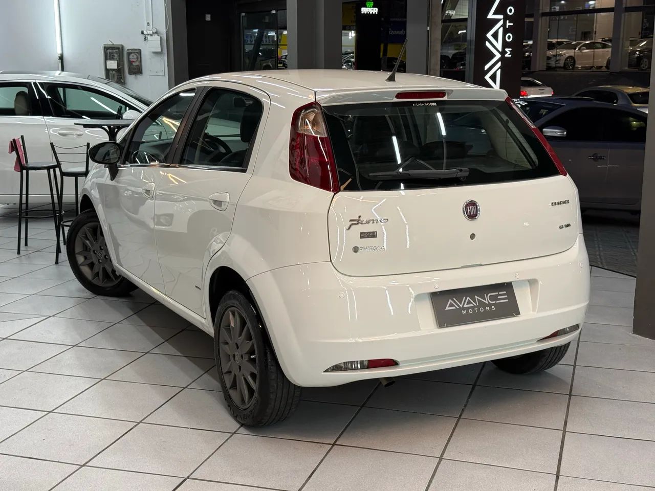 Fiat Punto Essence 1.6 Flex 16V 5P 2011 - Foto 4