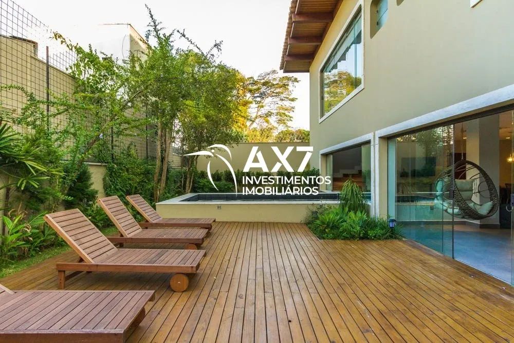 Casa com 5 Quartos e 6 banheiros à Venda, 645 m² - Foto 2