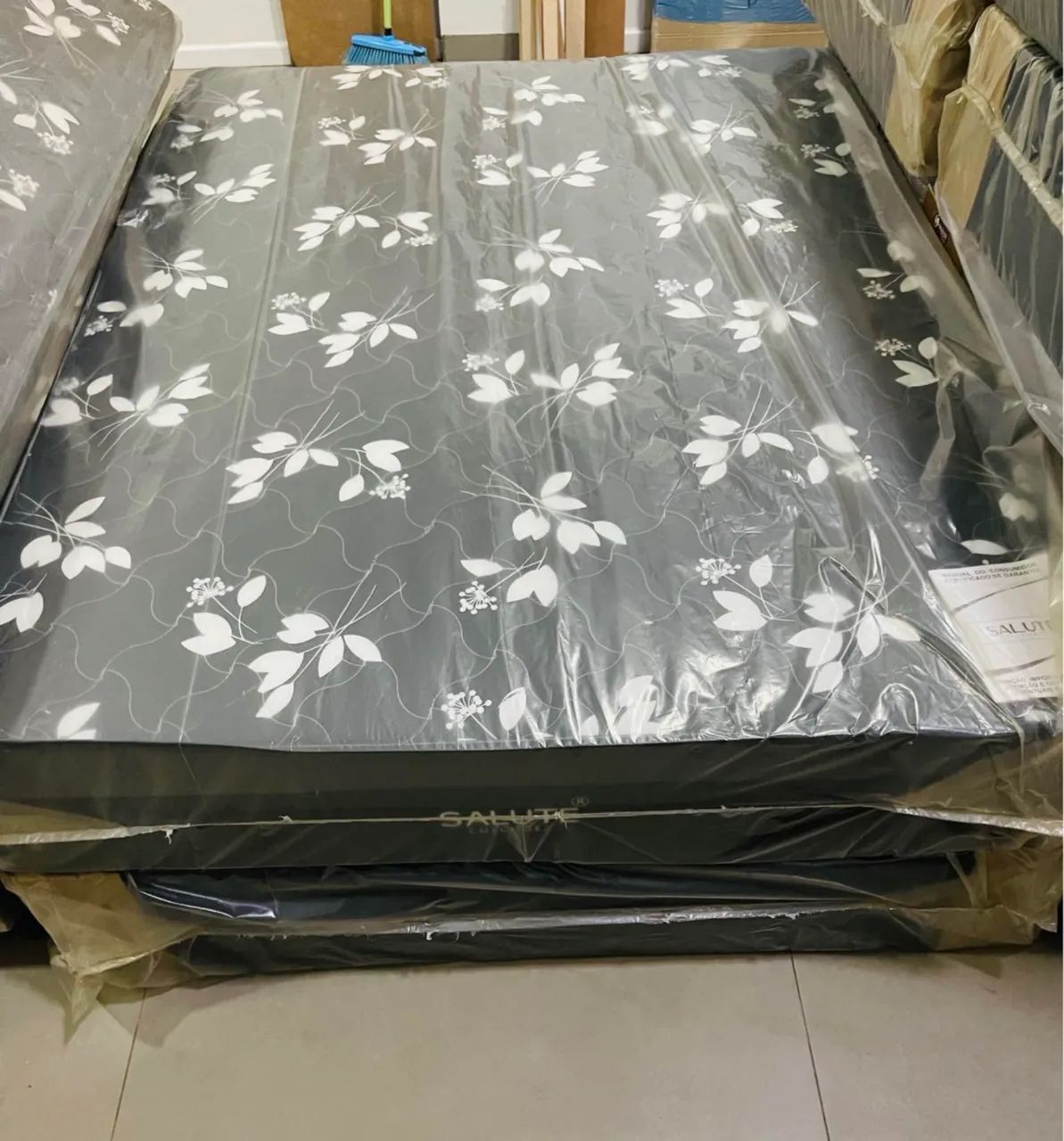 Oferta conjunto box casal colchão D-33 com base ? - Foto 2