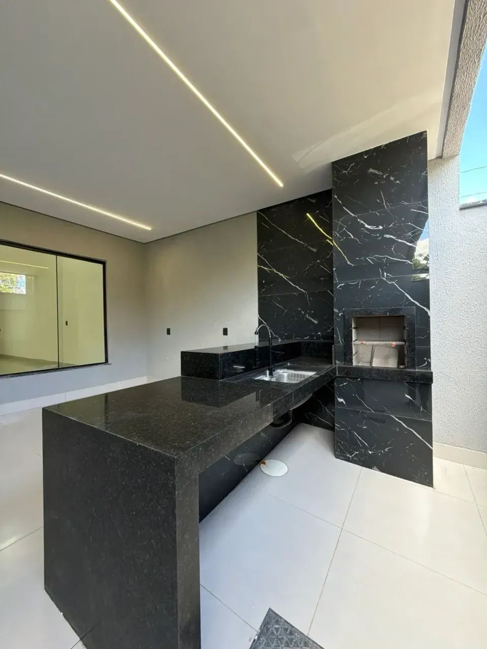 Casa 3/4 com suite - Entrada R$ 14.000,00 - Foto 3