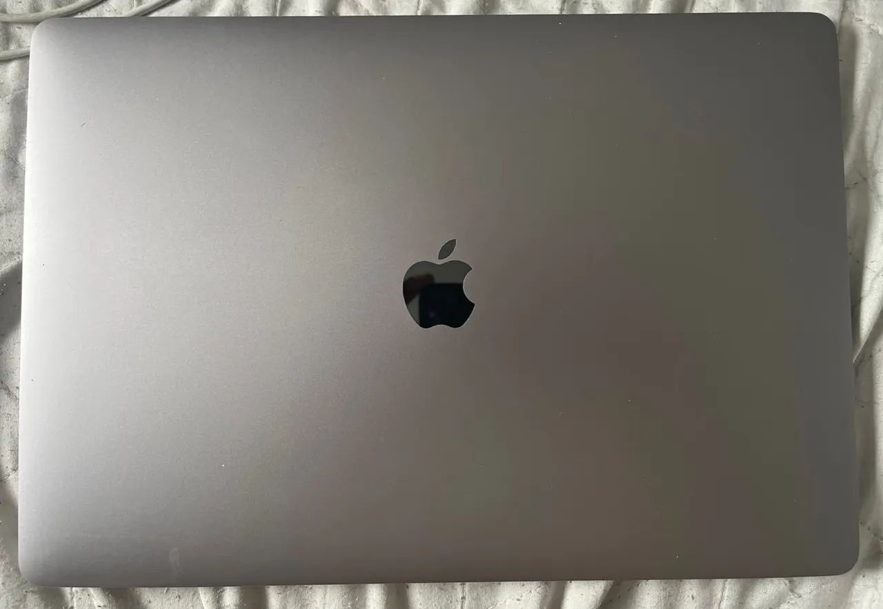 MacBook Pro 16, 2019, Core i9, 16RAM, 1Tb. - Notebooks - Centro