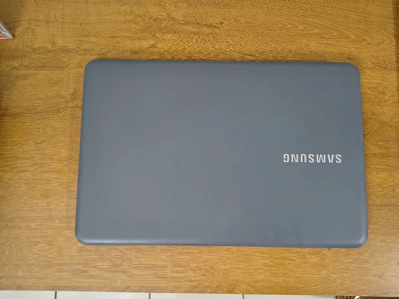 Notebook Samsung NP350XAA-KF3BR focado para trabalho e estudos - Foto 2