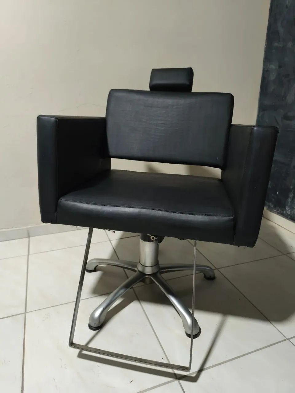 Cadeira de barbearia  - Foto 3