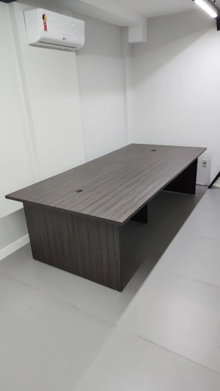 Mesa de Escritório 275x130cm