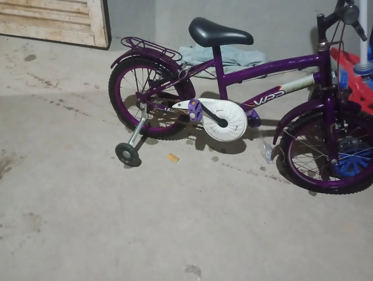 Vendo bicicleta infantil em boas condições  - Foto 2
