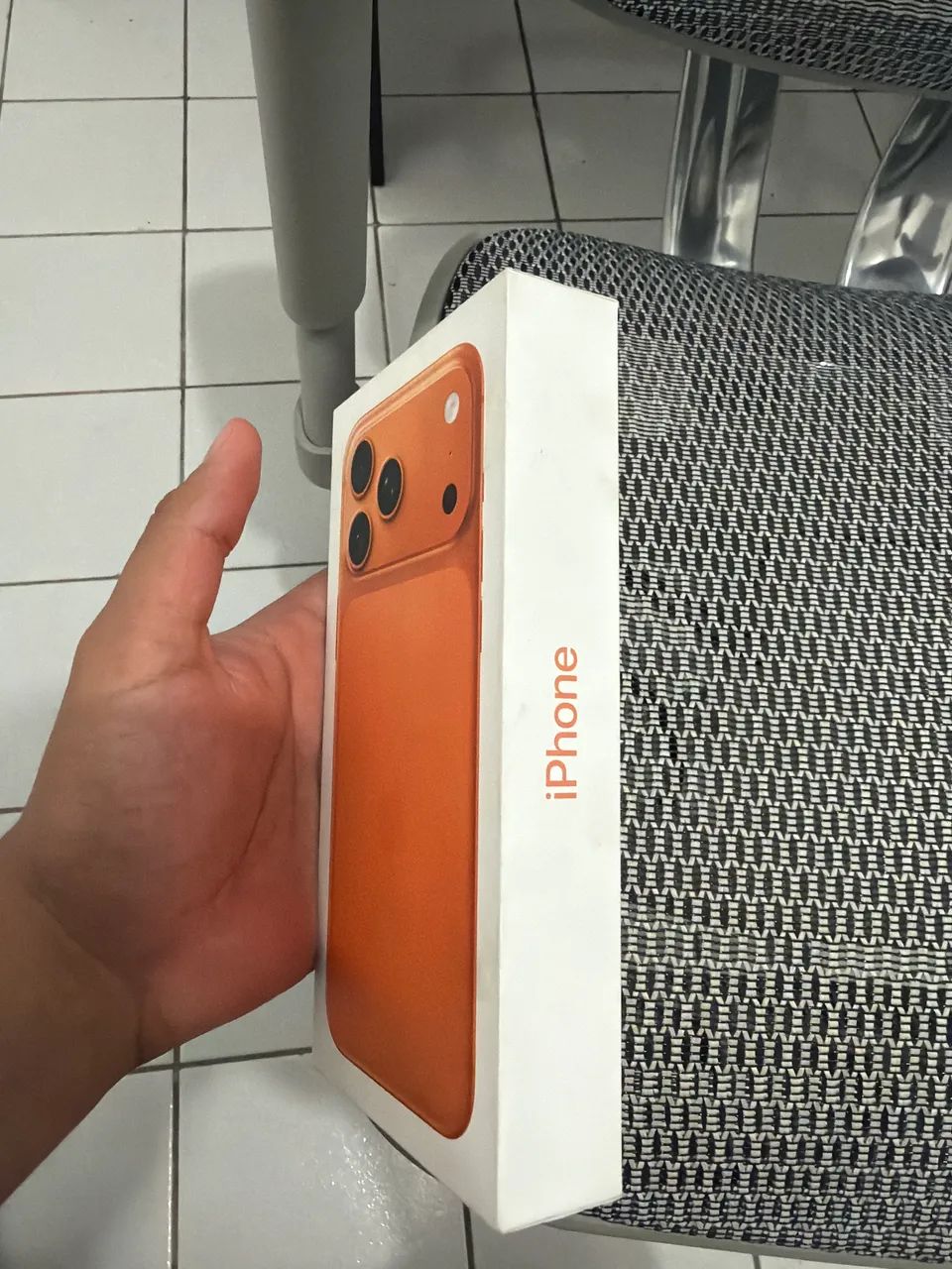 IPHONE 17 PROMAX LACRADO LARANJA 256GB ?  - Foto 2