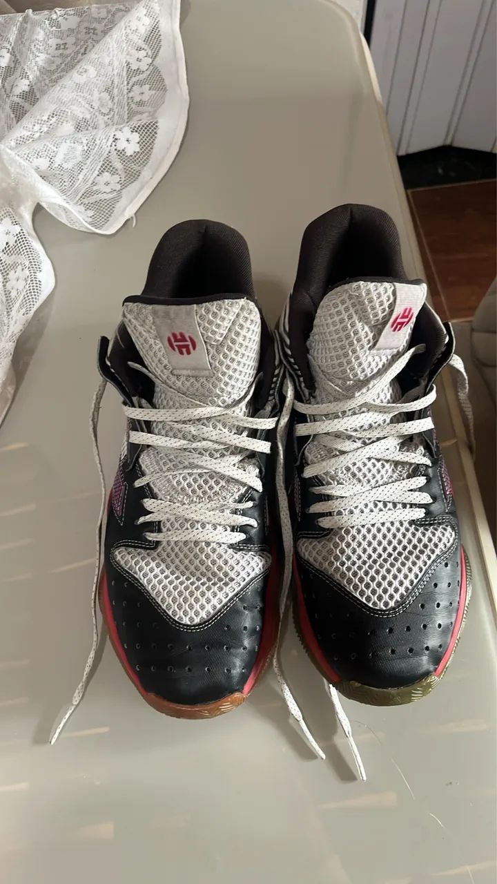 tênis de basquete james harder