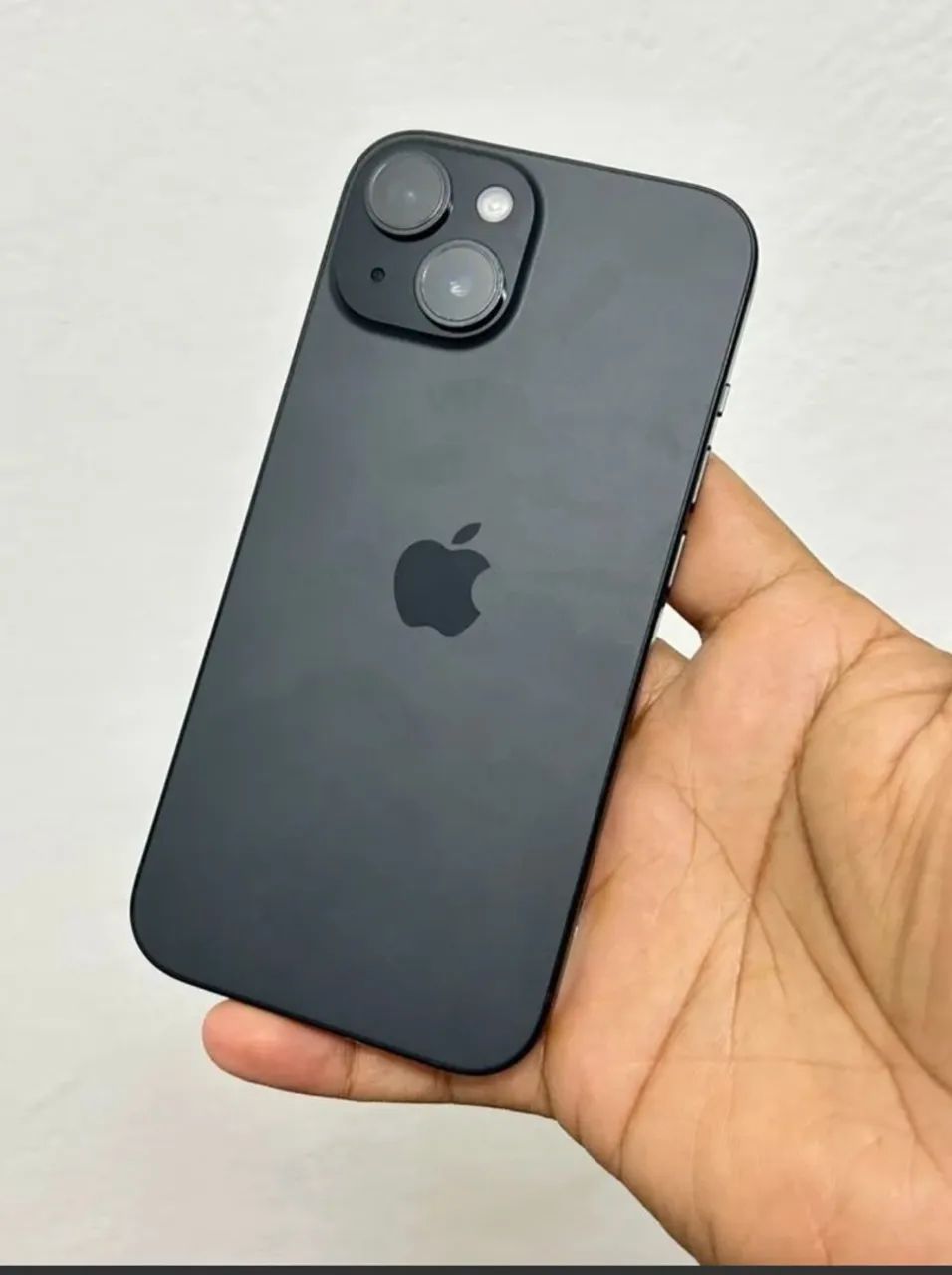 iPhone 15 usado ótimo estado 