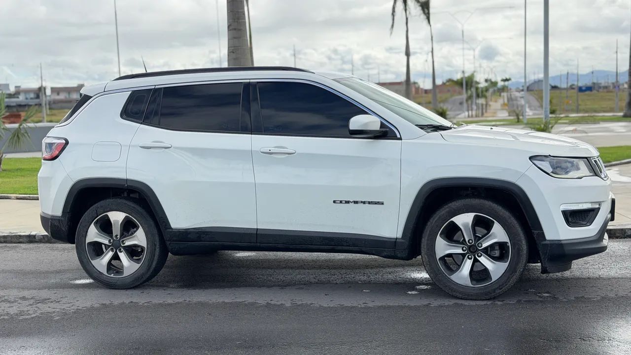 Jeep Compass Longitude 2.0 4X2 Flex 16V Aut. 2018 - Foto 2