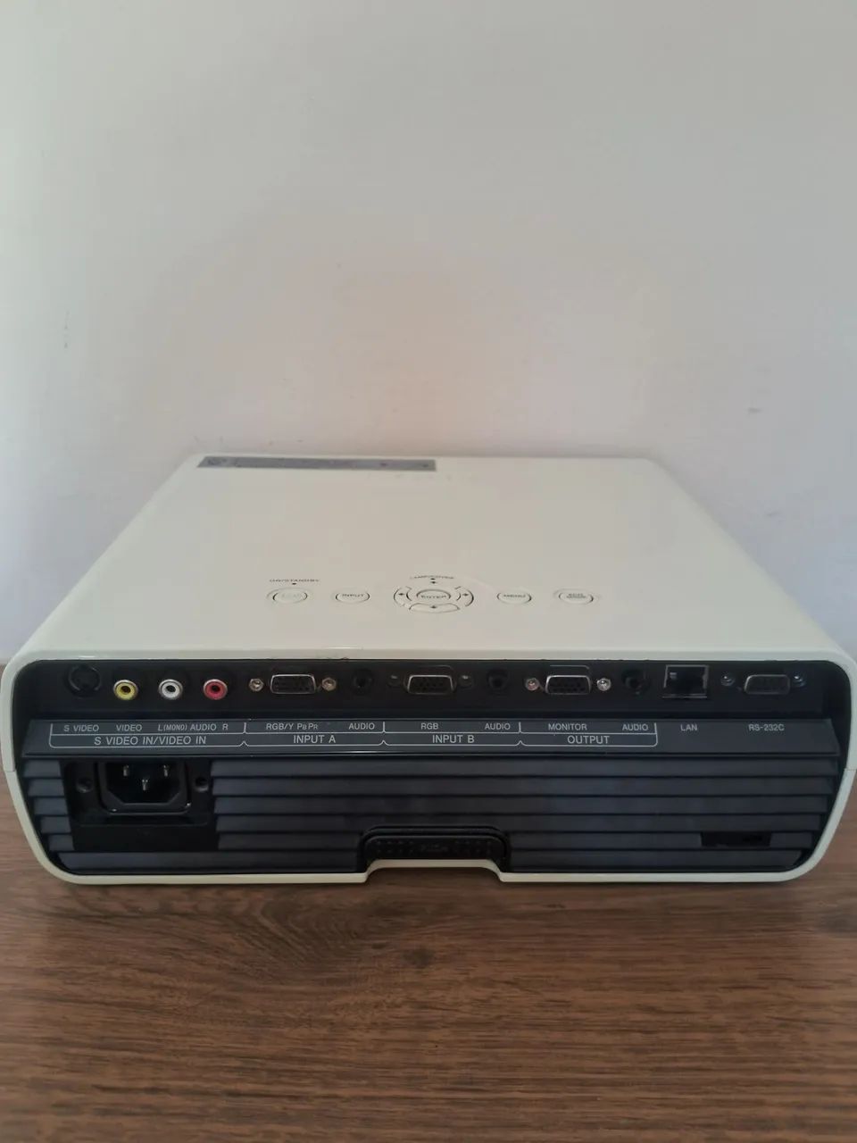 Projetor  Sony  EX145  (com defeito) - Foto 3
