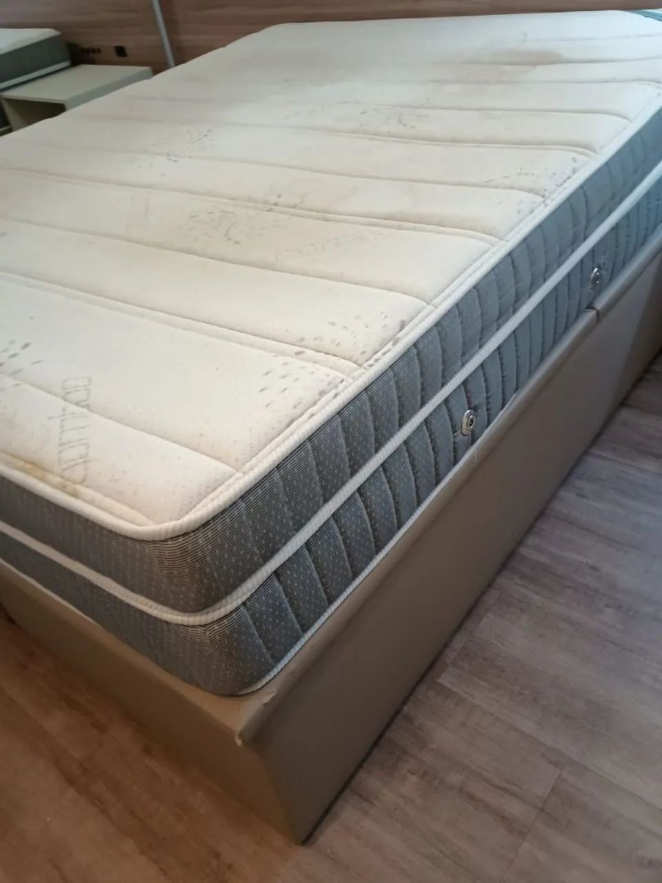 Conjunto Cama Box Queen (Base Baú)