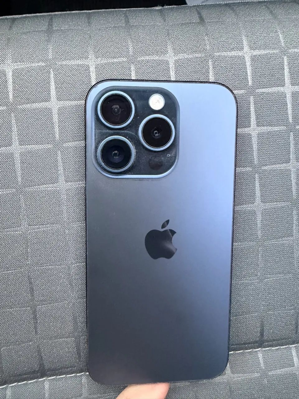 iPhone 15 pro - Foto 2