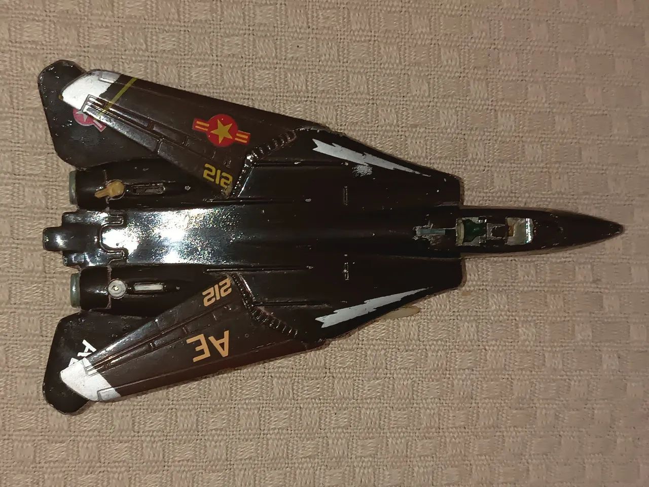 Grumman F-14 Tomcat da linha Sky Busters da Matchbox - Foto 2