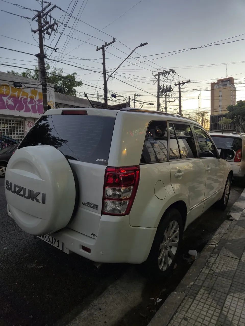 Suzuki Grand Vitara Grand Vitara 2.0 16V 4x2/4x4 5p Aut. 2014