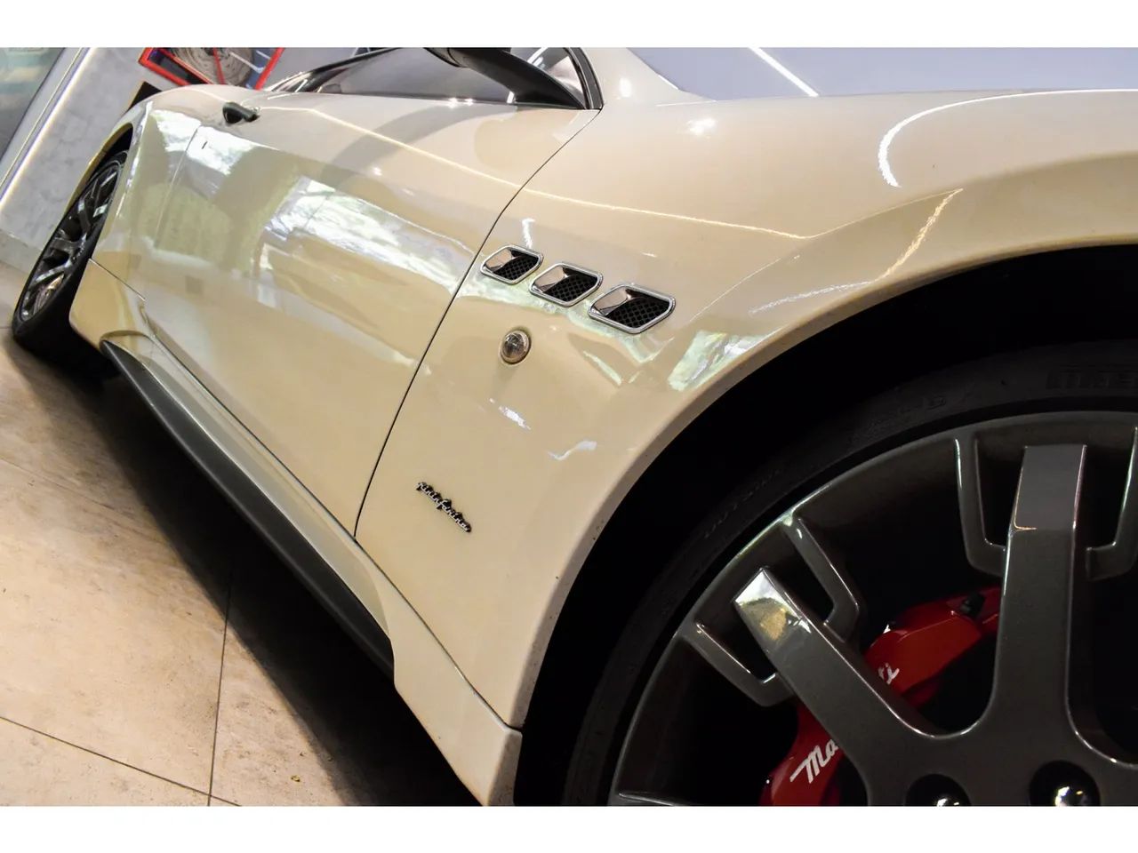 Maserati GranTurismo S 4.7 V8 32V/ MC Line, foto 6 de 18
