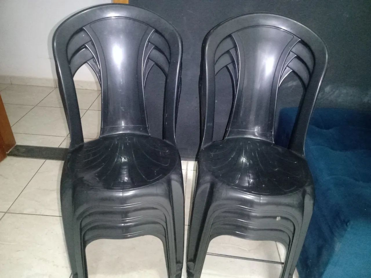 Vendo 5 cadeiras 