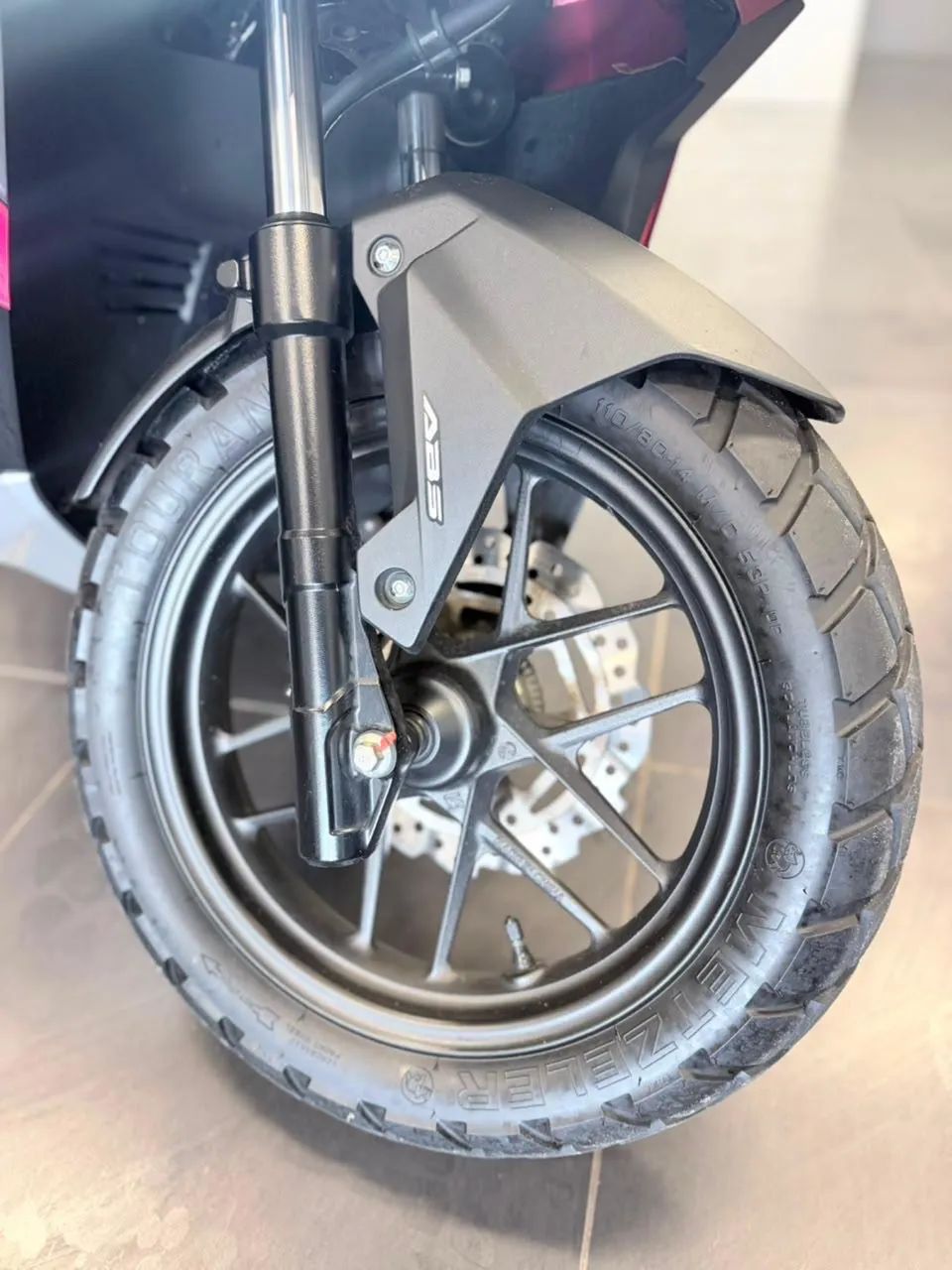 Honda ADV 160  - Foto 5
