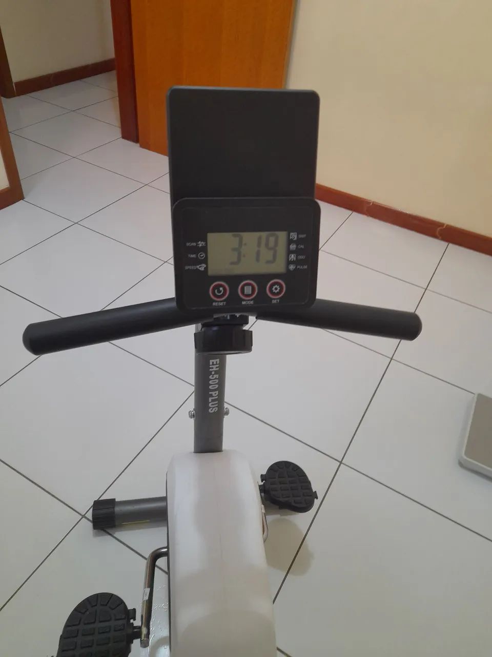 Bicicleta ergométrica horizontal Nova. - Foto 5