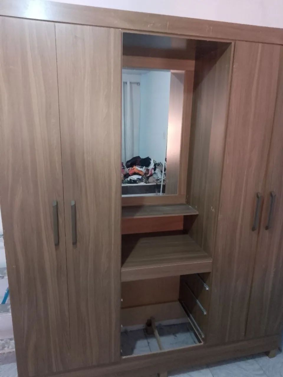 Vendo um guarda roupa e um rack  - Foto 2