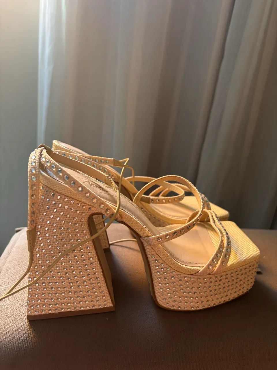 Sandália Arezzo nova - Foto 2