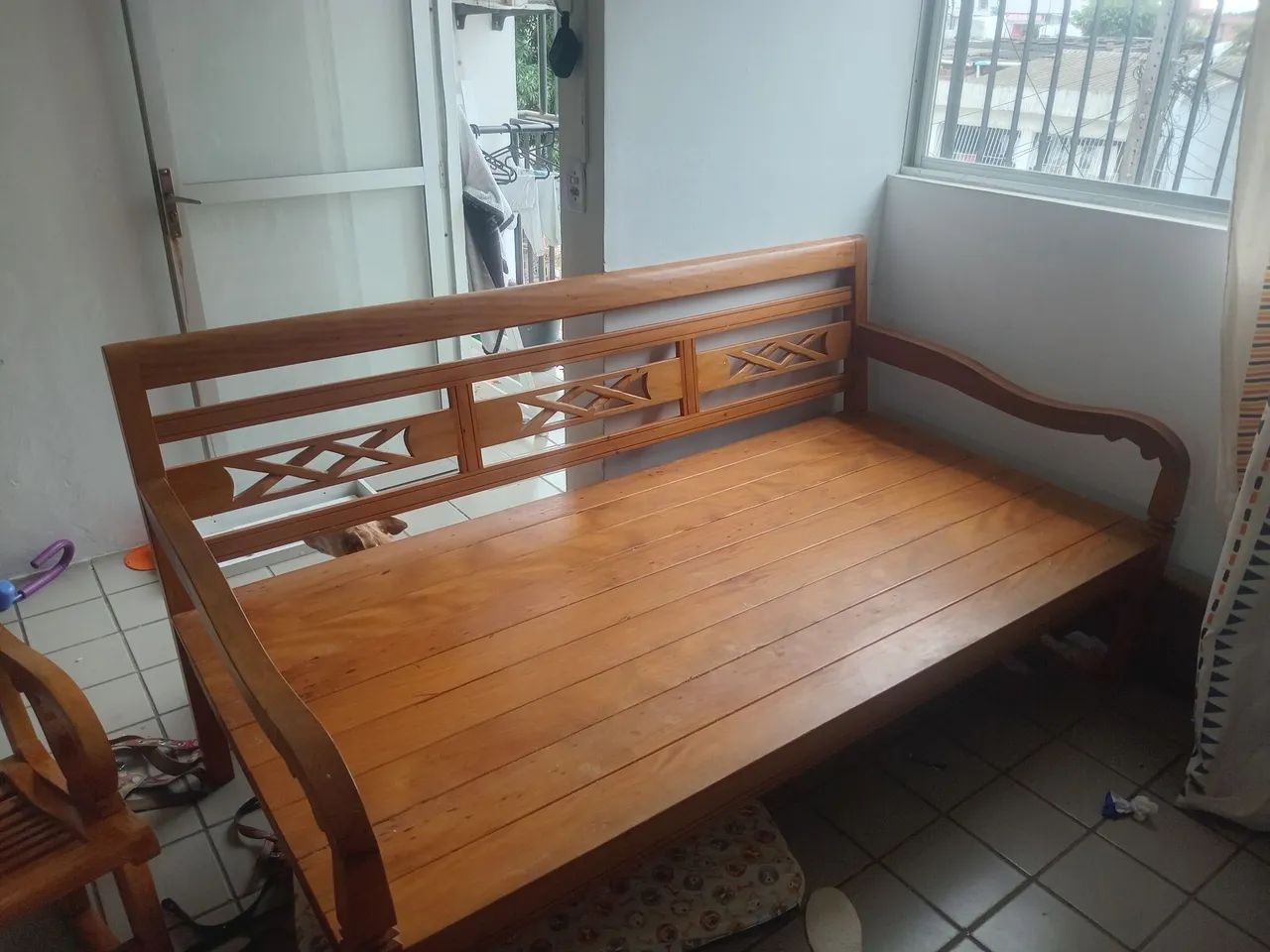 Sofá cama madeira maciça 