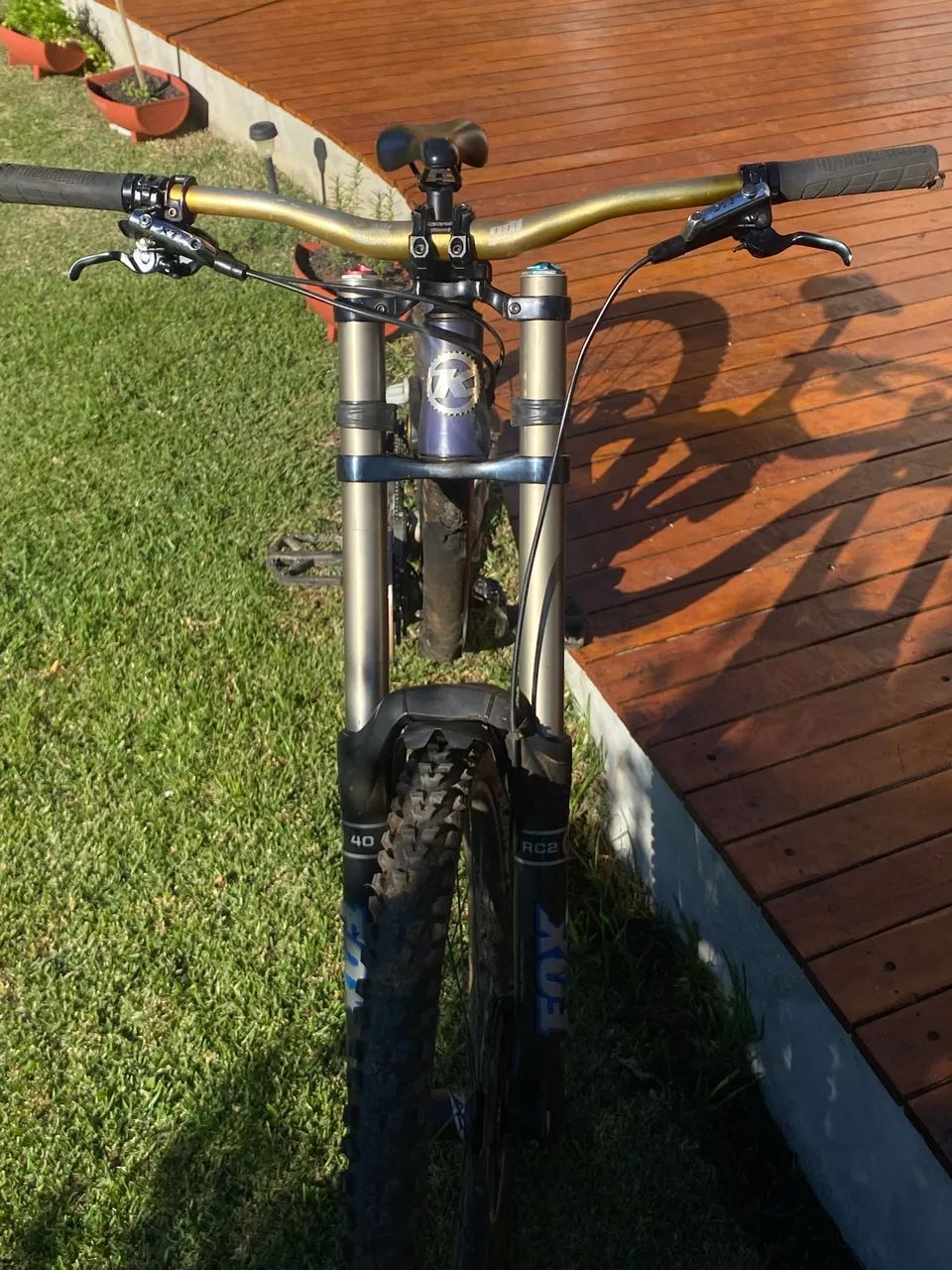 Kona Supreme Operator - Downhill/DH (Fox 40 + Shimano XT + SRAM X0) - Foto 5