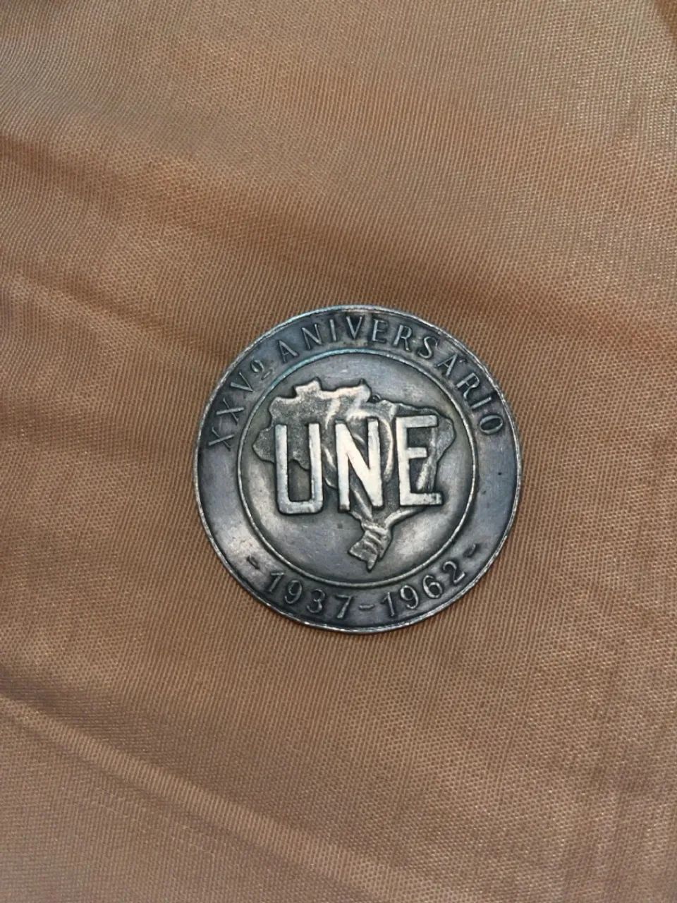 Medalha de aniversário da UNE, de 1937-1962
