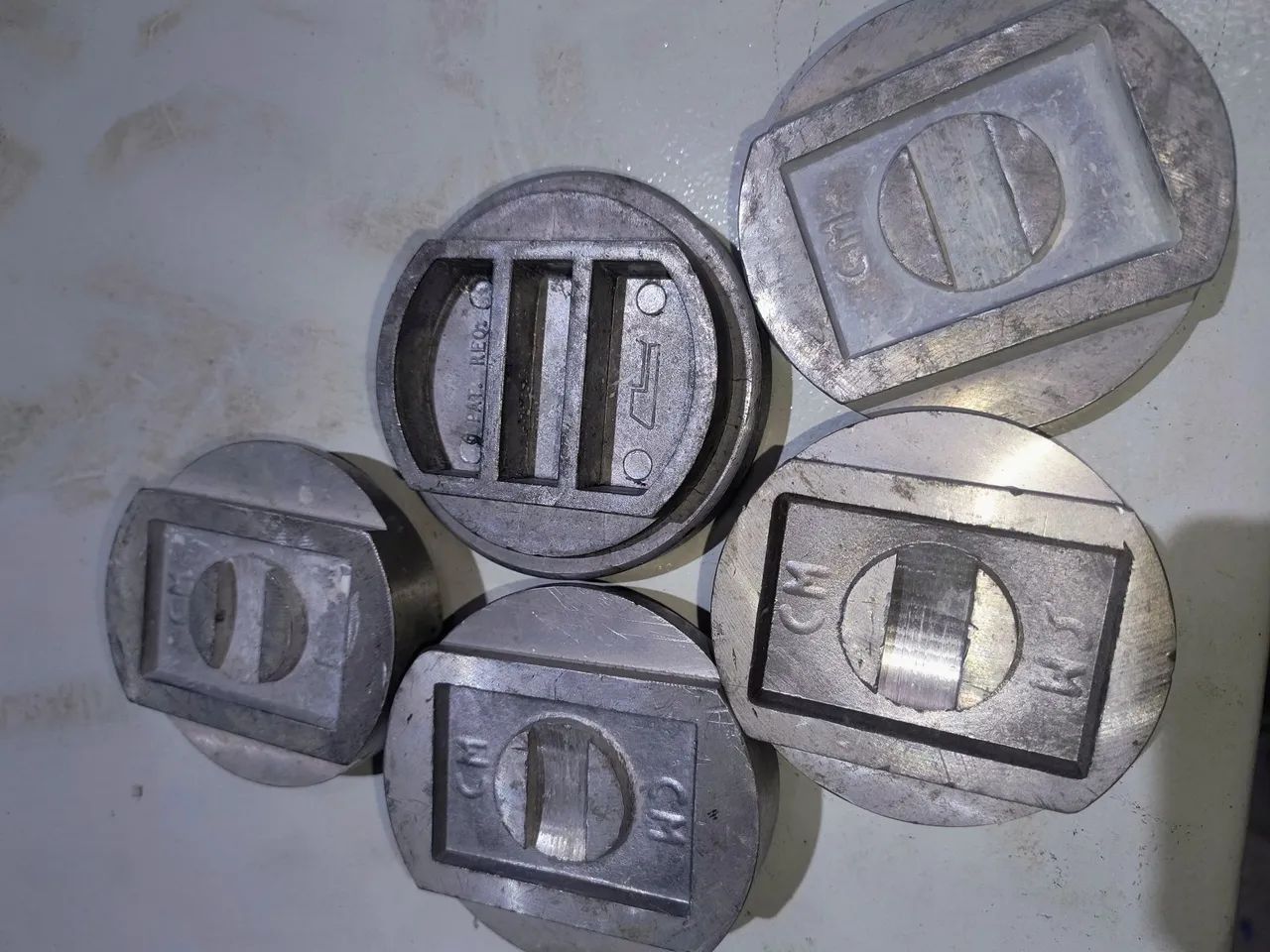 Moldes De Alumínio e Formeiro Armário Para Laboratório Óptico Lentes  - Foto 5