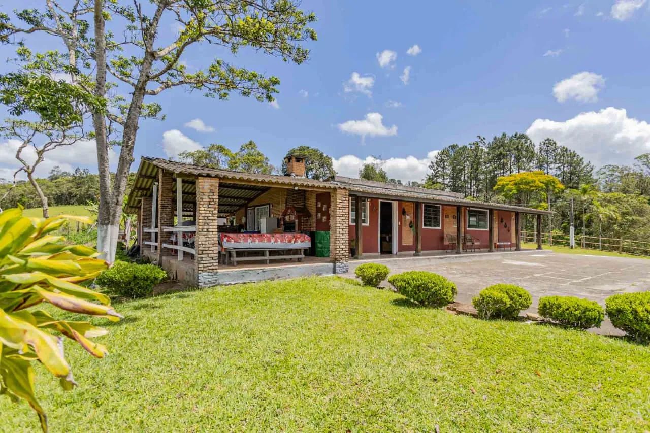 Casa comercial na Estrada do Gramado, 2300  1000 m²