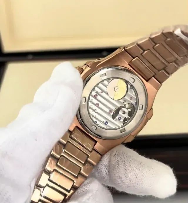 Patek Philippe Nautilus Fases da Lua - Foto 5
