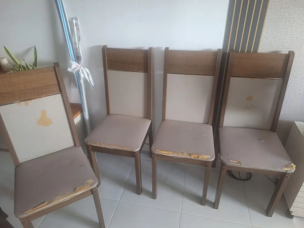 4 cadeiras de sala