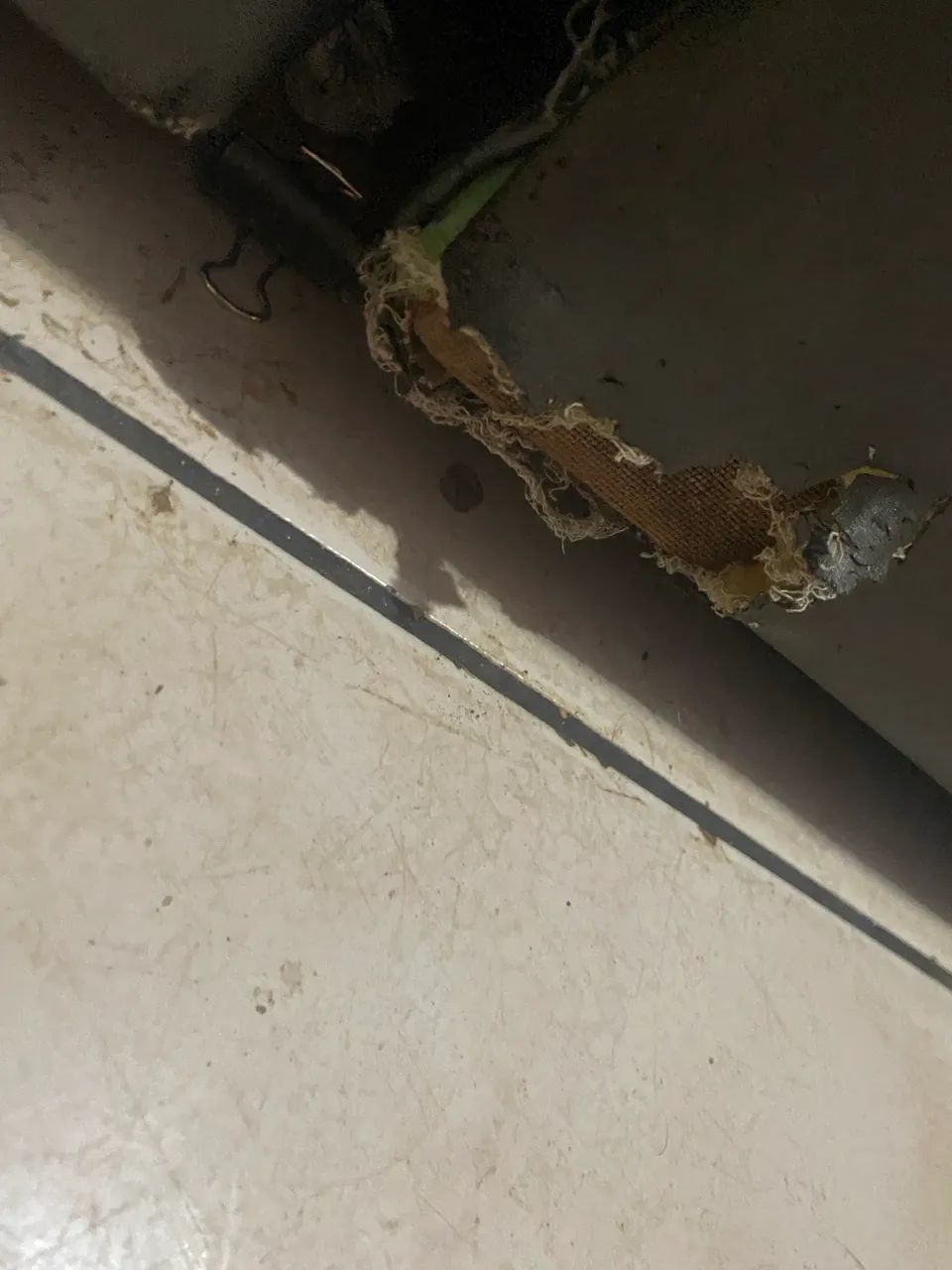 Sofá muito bom com apenas um detalhe  - Foto 2