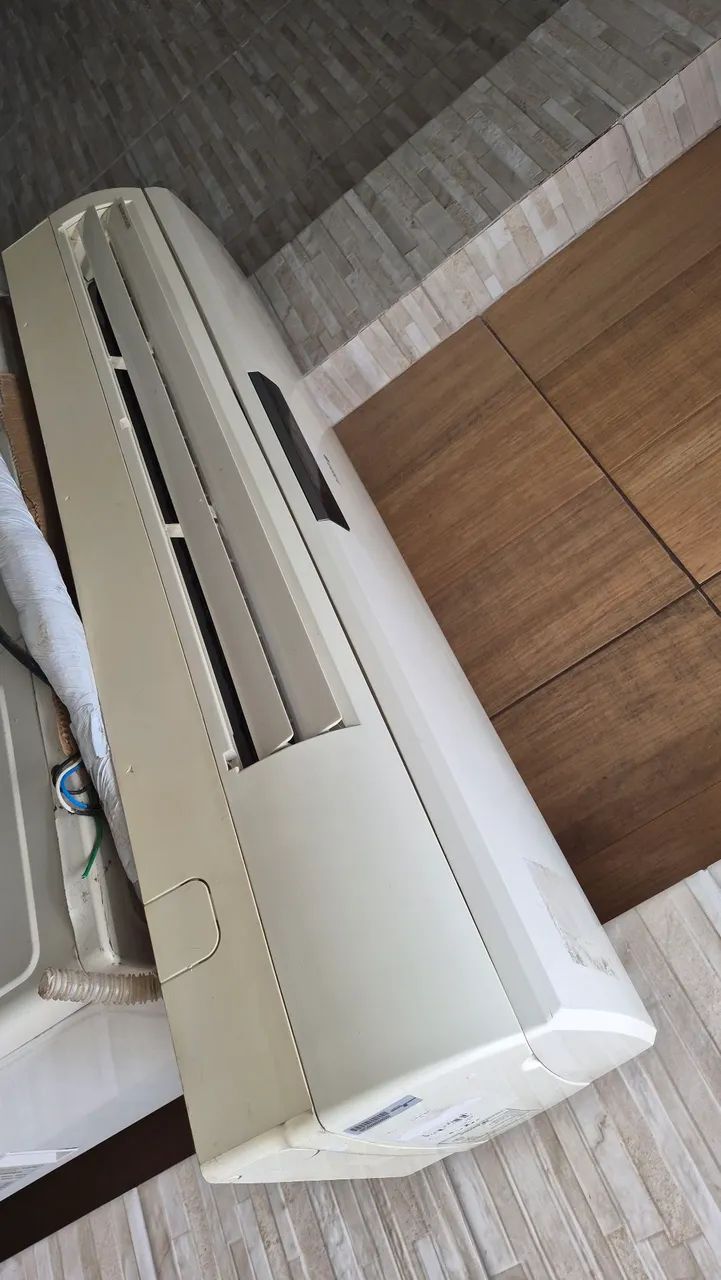 Ar Condicionado 28.000 Btus Gree Split 220V - Foto 3