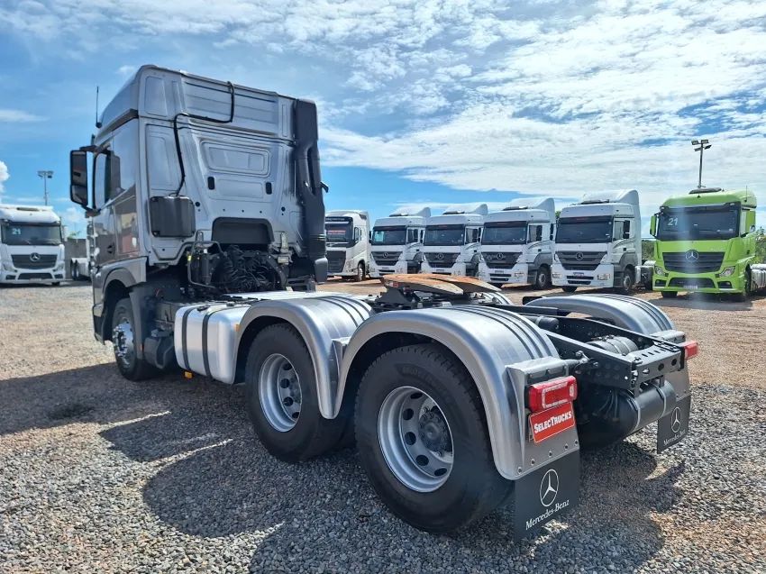 MB Actros 2651S ano 23/24 Cinza. - Foto 4