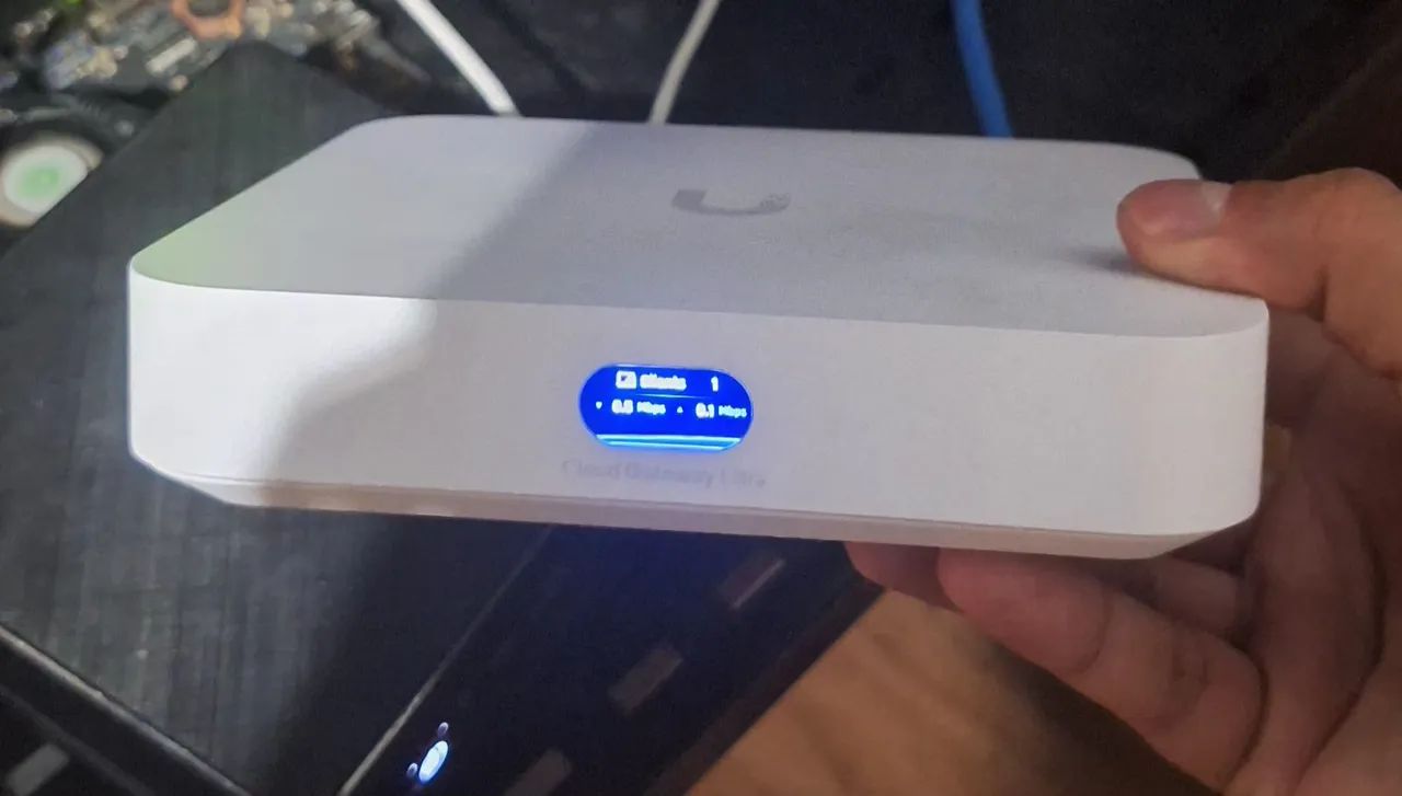Ubiquiti  UCG Ultra