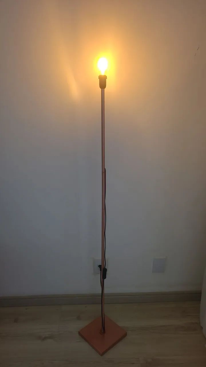Luminária de chão  - Foto 2