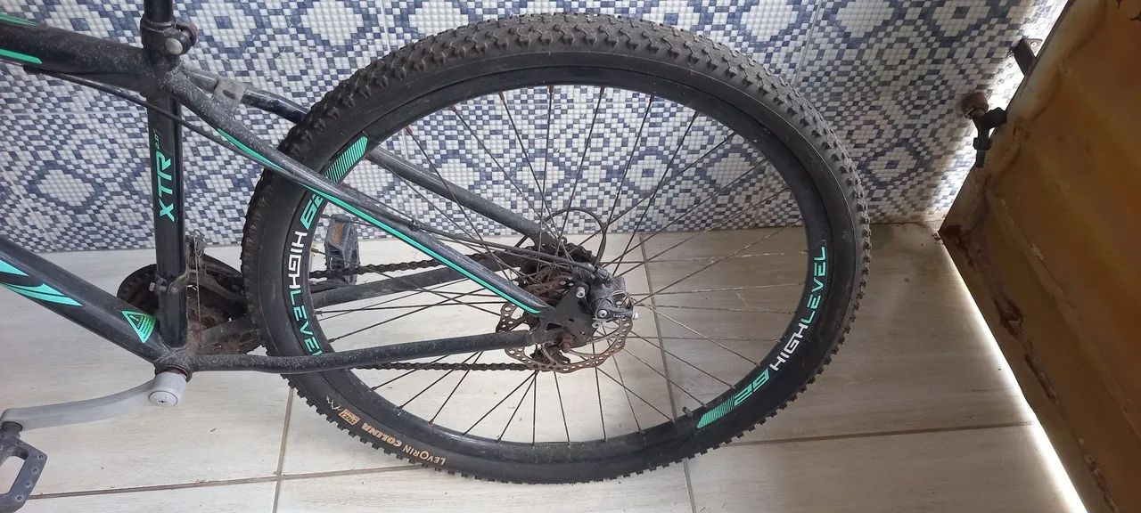 Bicicleta aro 29 pouco tempo de uso - Foto 5