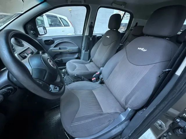Fiat Uno WAY 1.4 EVO Fire Flex 8V 5P 2014 - Foto 4