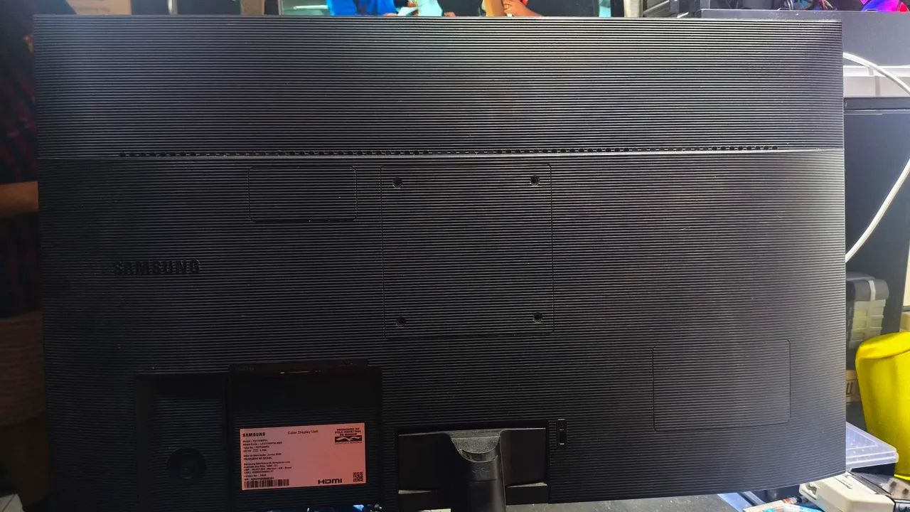 MONITOR SAMSUNG F27T350FLH COM TELA QUEBRADA DEFEITO  - Foto 5
