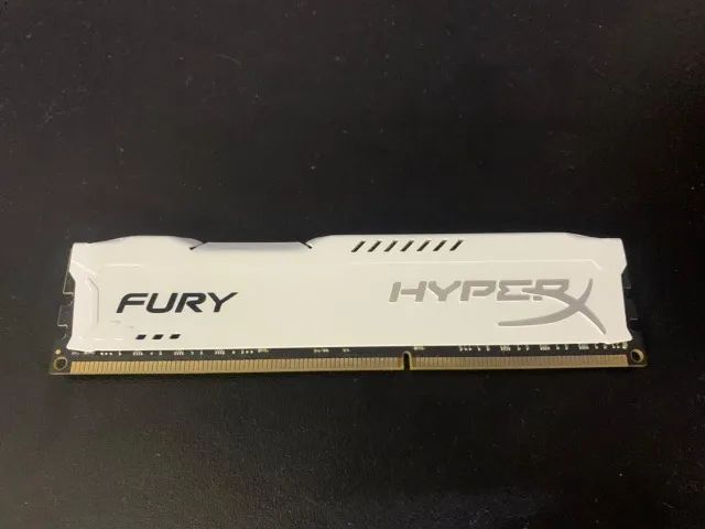 Memória RAM HyperX DDR3 8GB