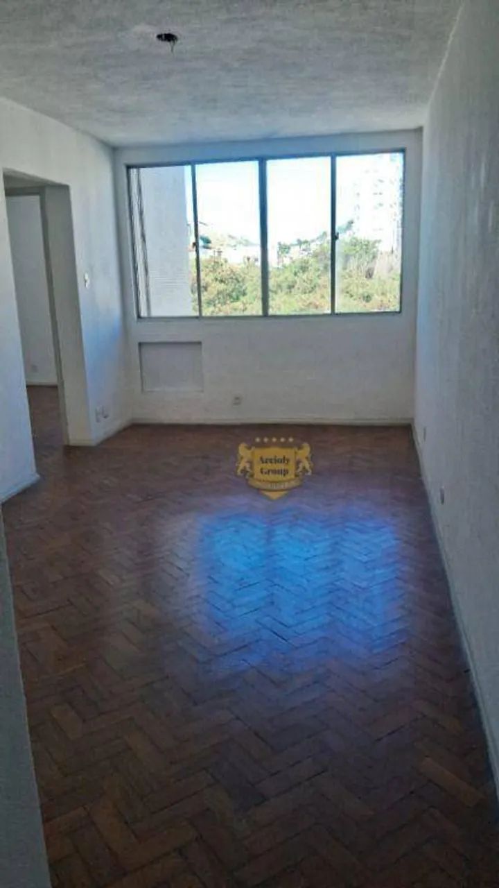 Oportunidade Apto 2 Quartos com dependência e garagem - Foto 2