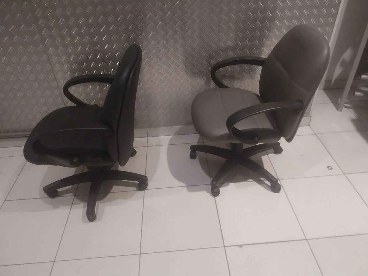 Cadeiras executivas  - Foto 3